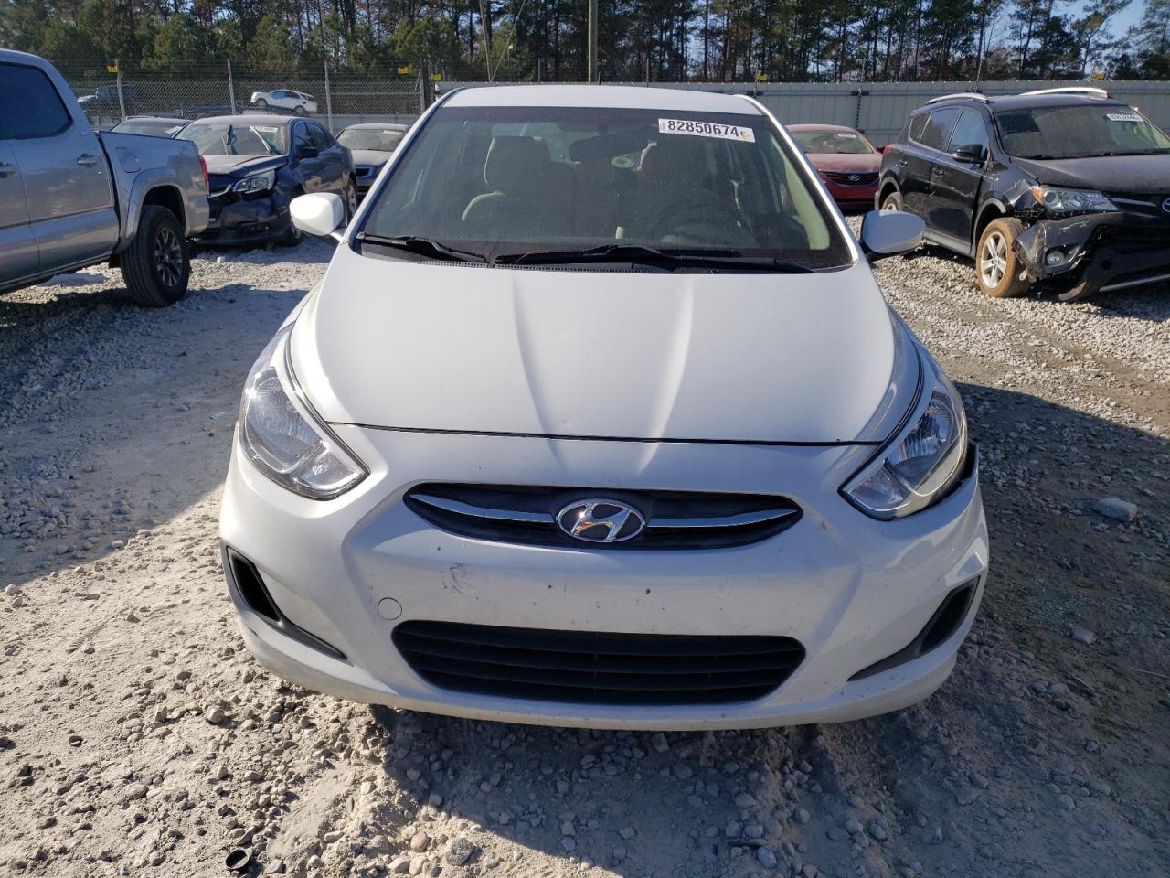 2017 Hyundai Accent - Image 5