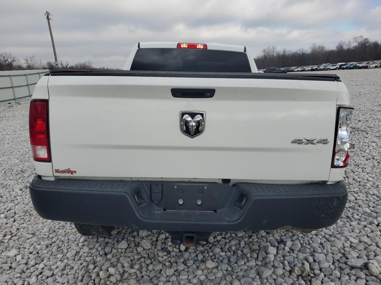 VIN 3C6JR7AG6JG196075 2018 RAM 1500 no.6