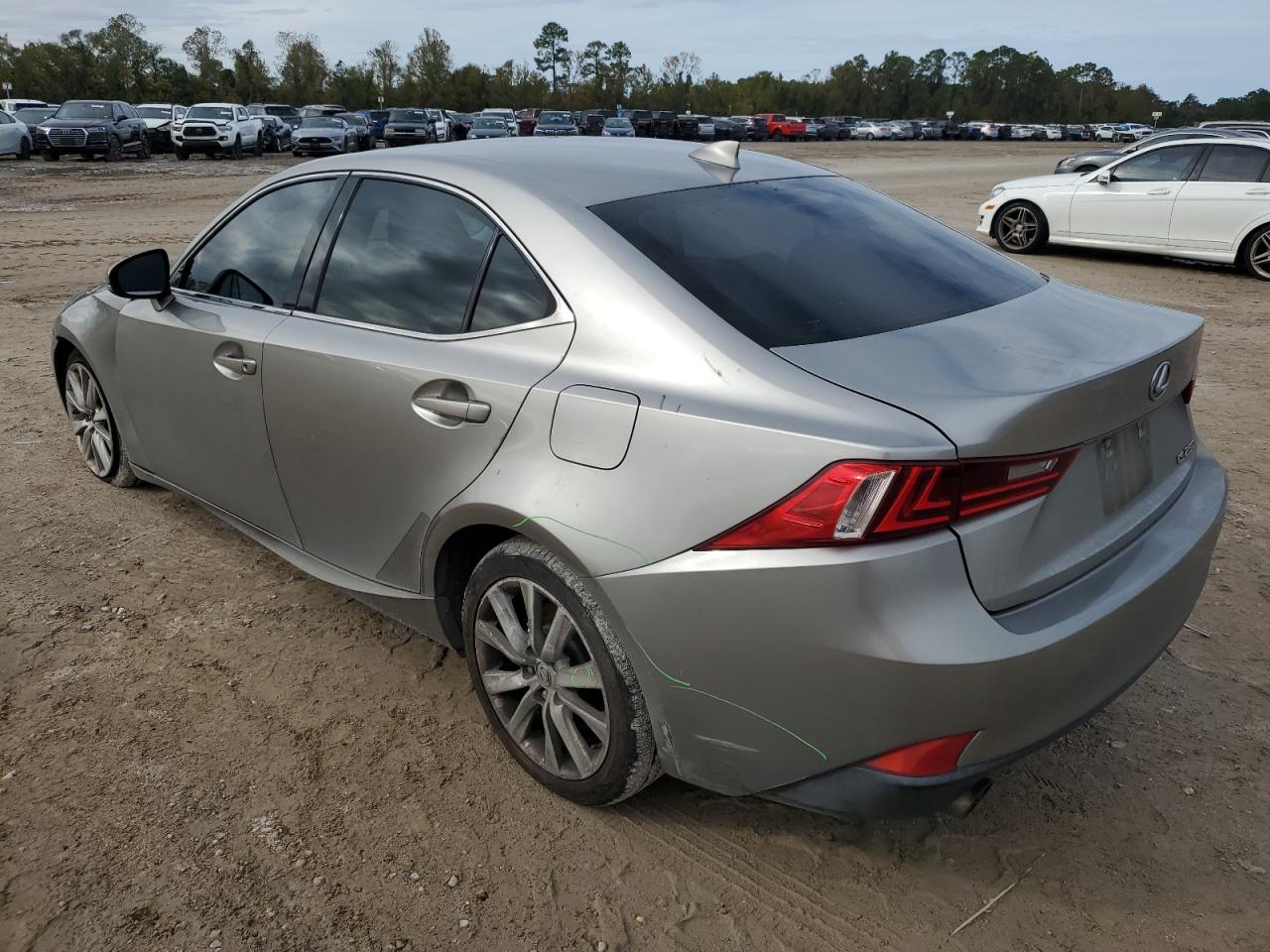 2015 Lexus IS - Image 2
