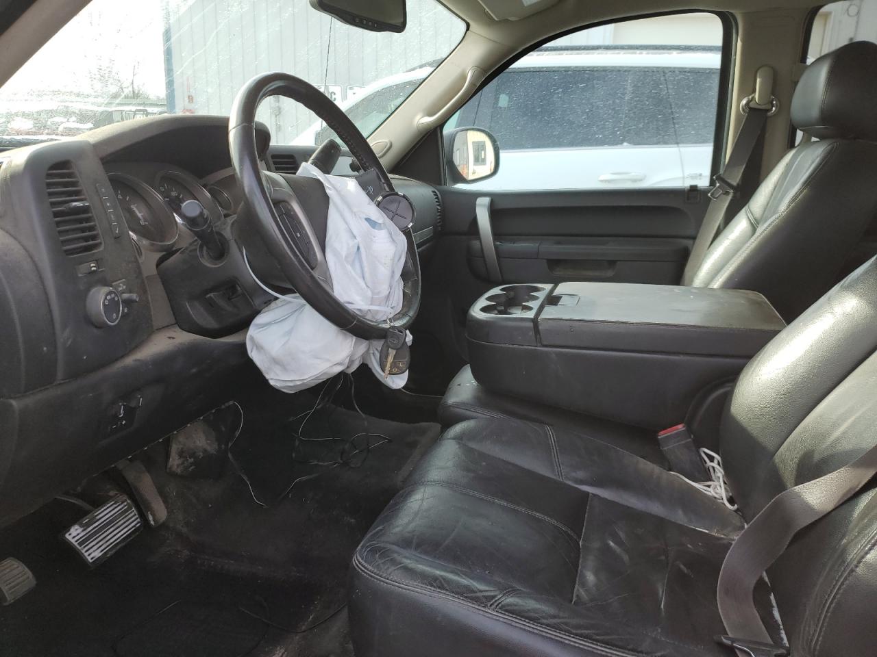 2012 Chevrolet Silverado - Image 7