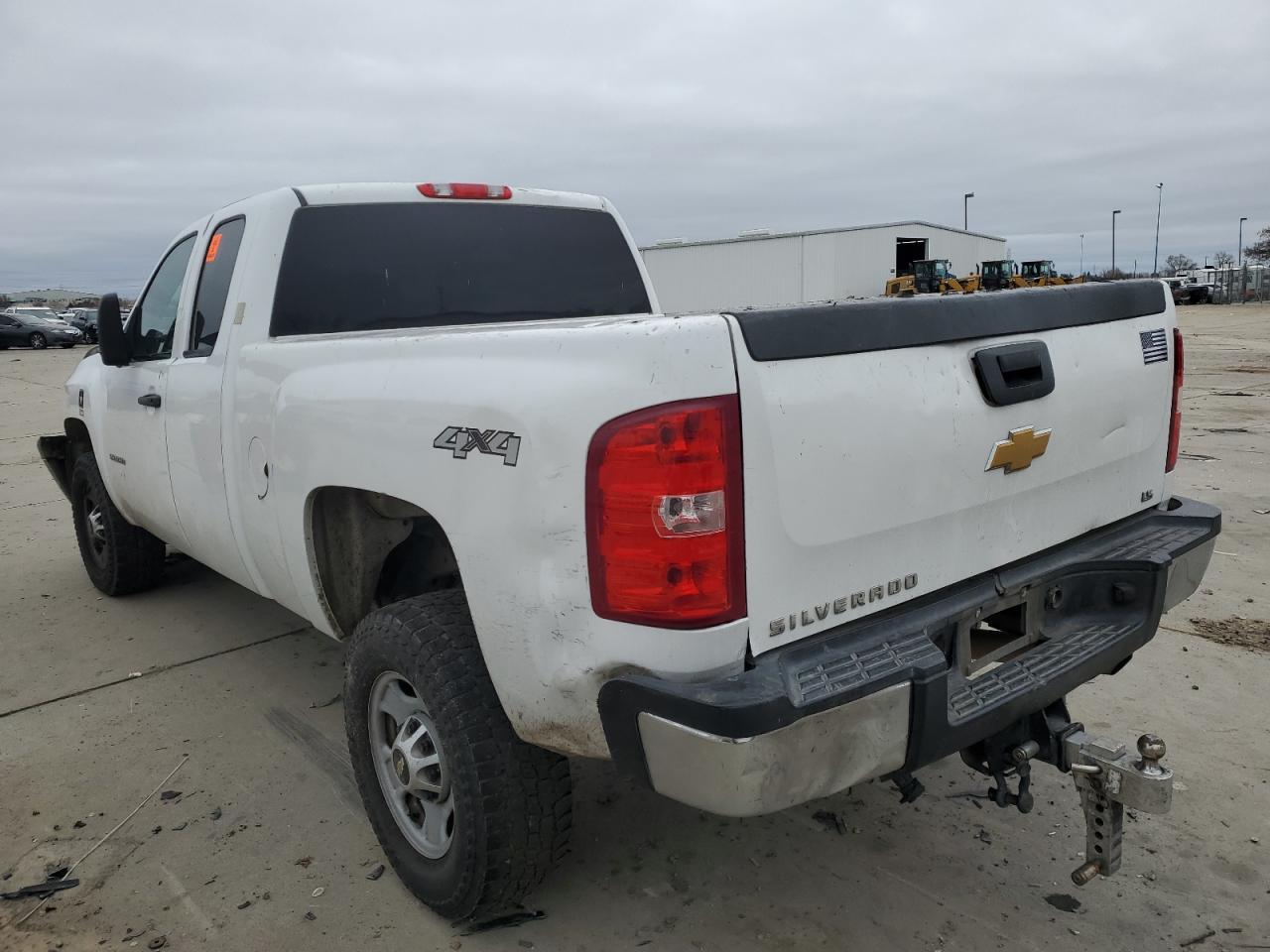 2013 Chevrolet Silverado - Image 2