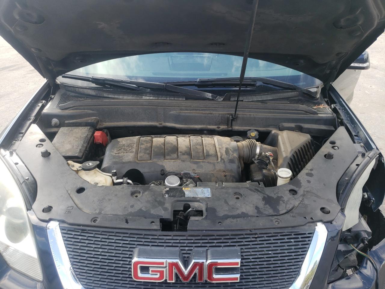 2012 GMC Acadia - Image 13