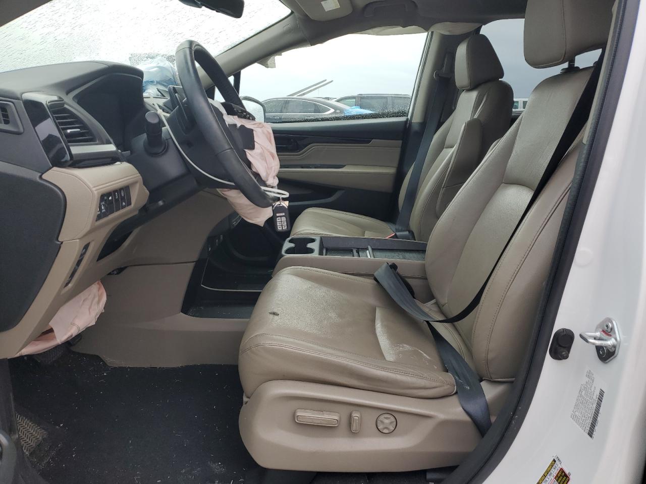 2022 Honda Odyssey - Image 7