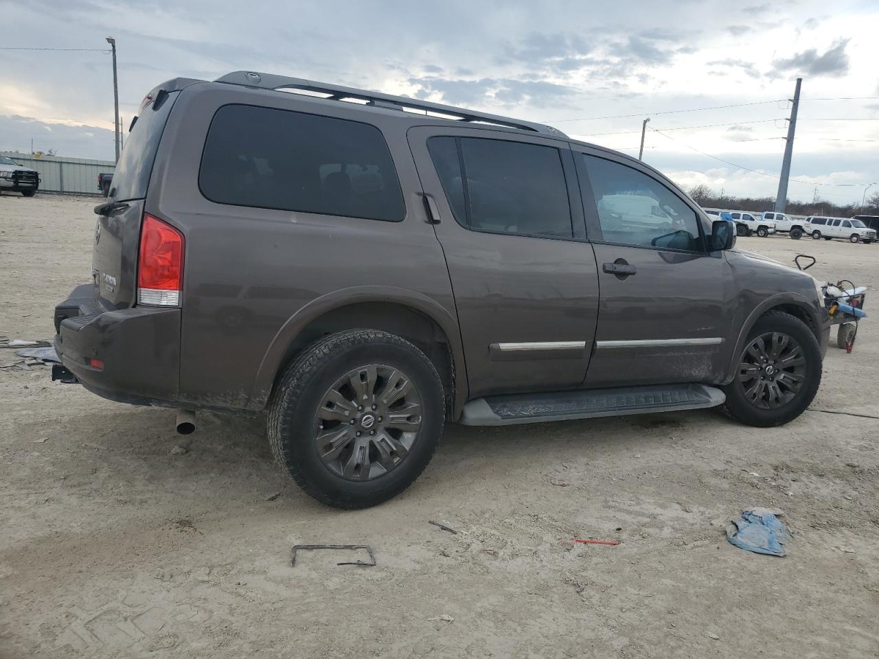 2015 Nissan Armada - Image 3