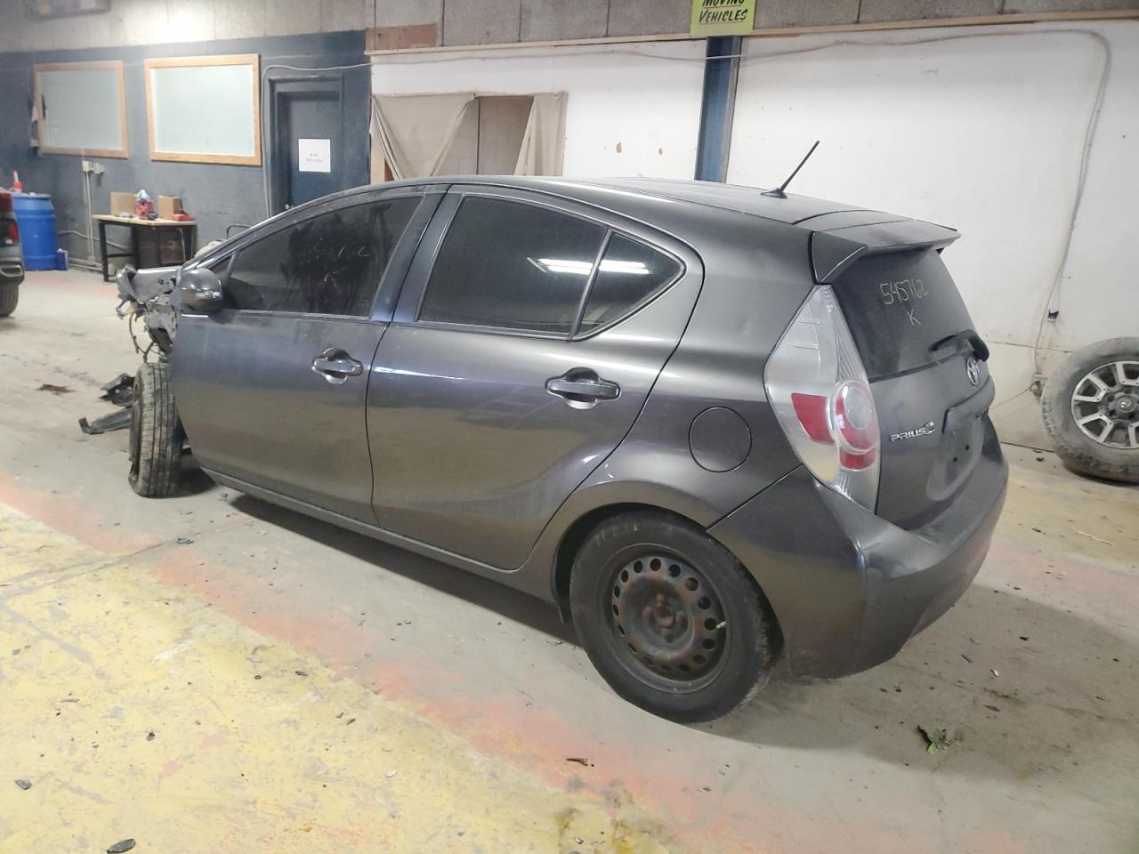 VIN JTDKDTB33D1545762 2013 TOYOTA PRIUS no.2