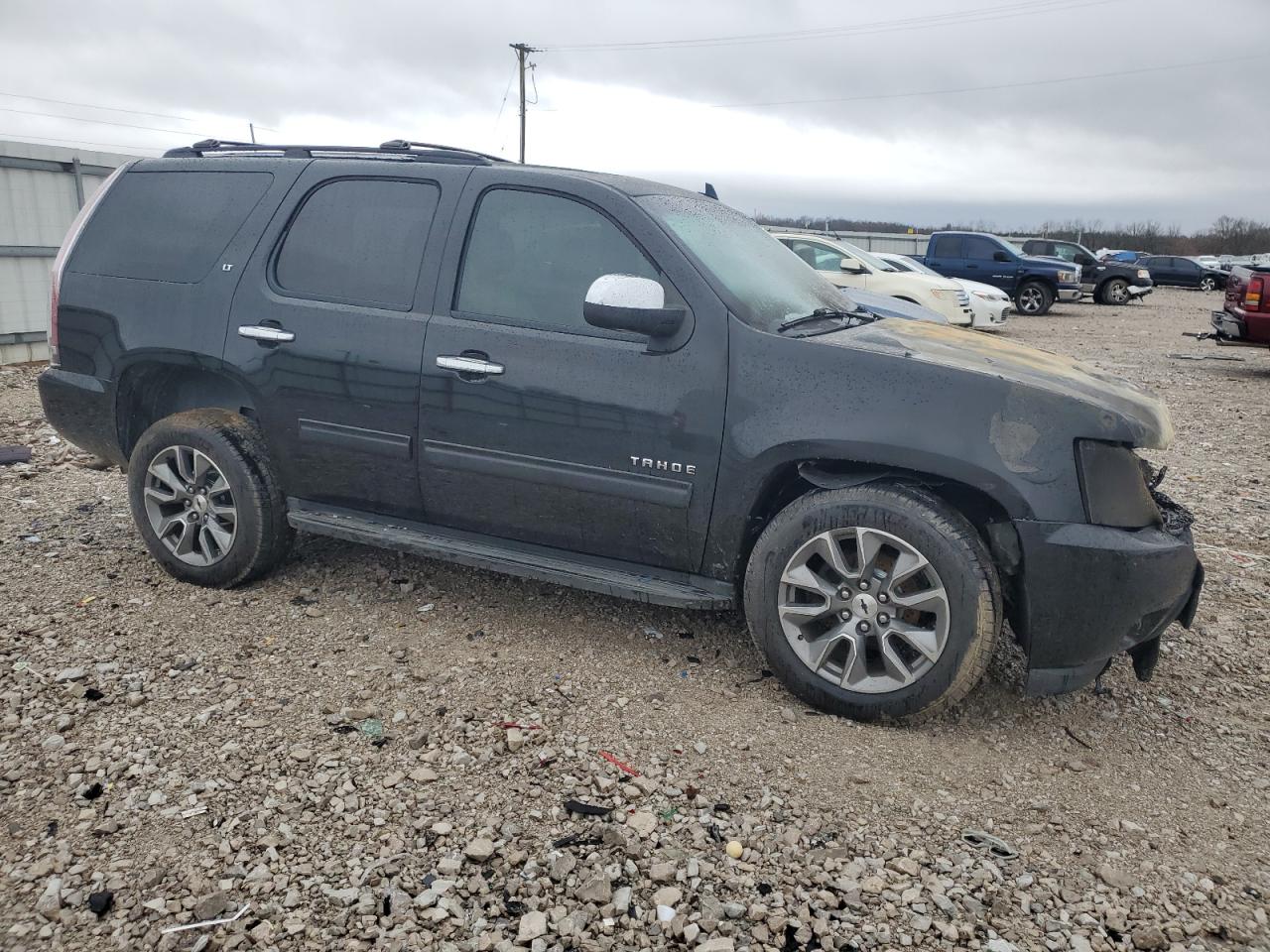 VIN 1GNSCBE04DR166163 2013 CHEVROLET TAHOE no.4