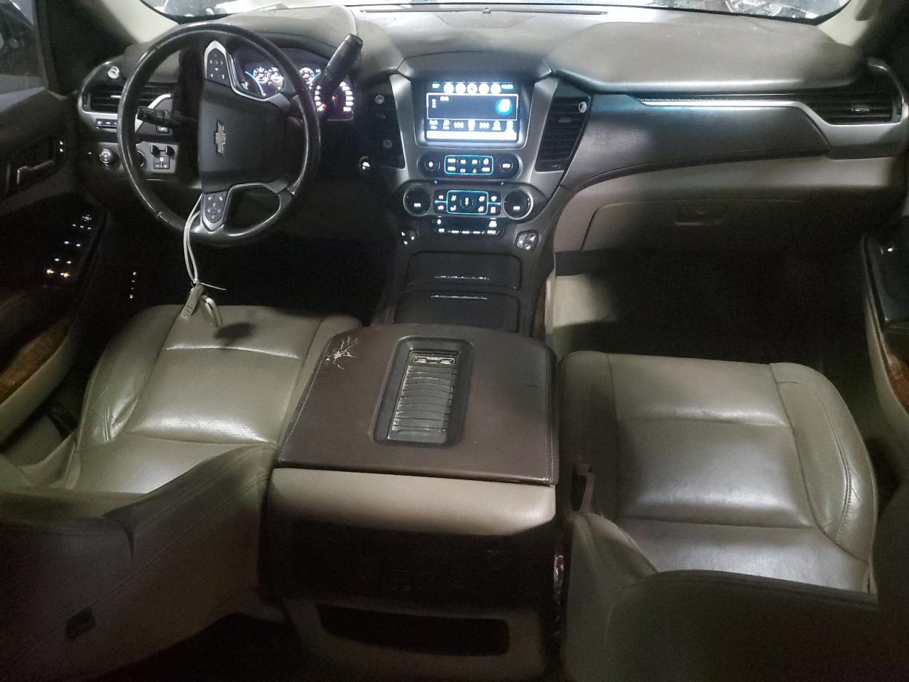 VIN 1GNSKJKC6GR107860 2016 CHEVROLET SUBURBAN no.8