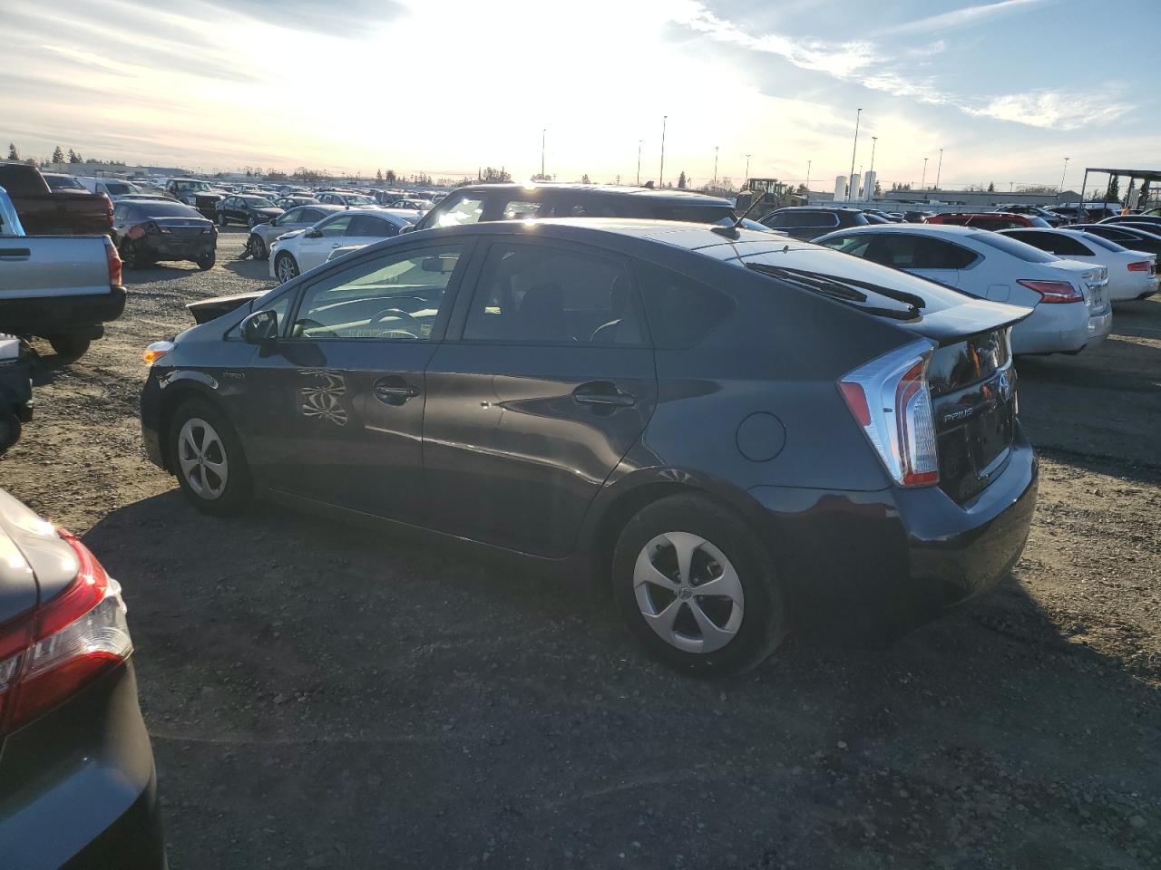 VIN JTDKN3DU5F1872895 2015 TOYOTA PRIUS no.2