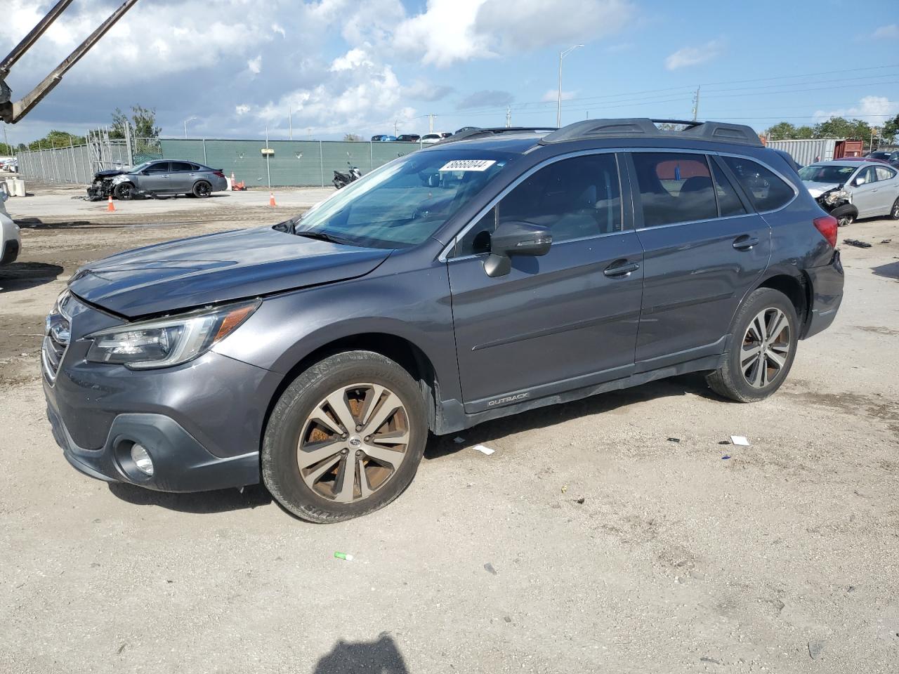 VIN 4S4BSANC4J3230146 2018 SUBARU OUTBACK no.1