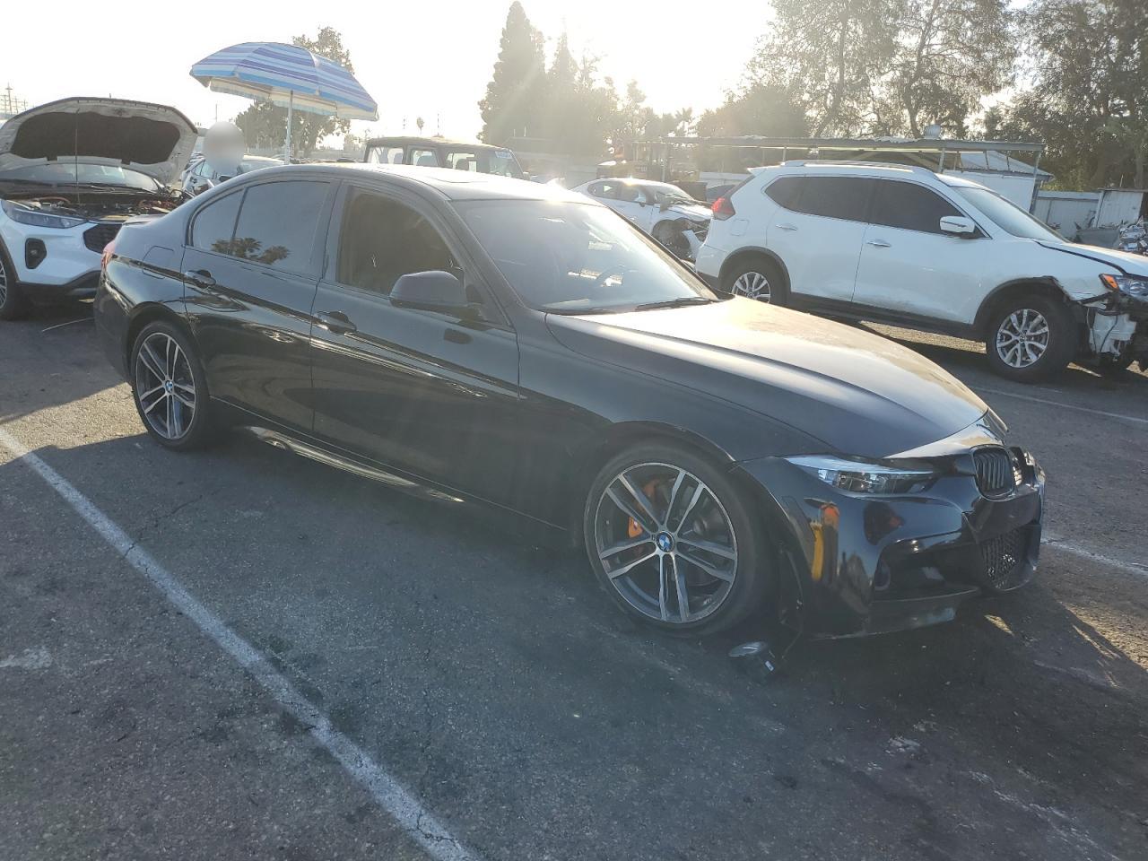 VIN WBA8B3G53JNV01059 2018 BMW 3 SERIES no.4