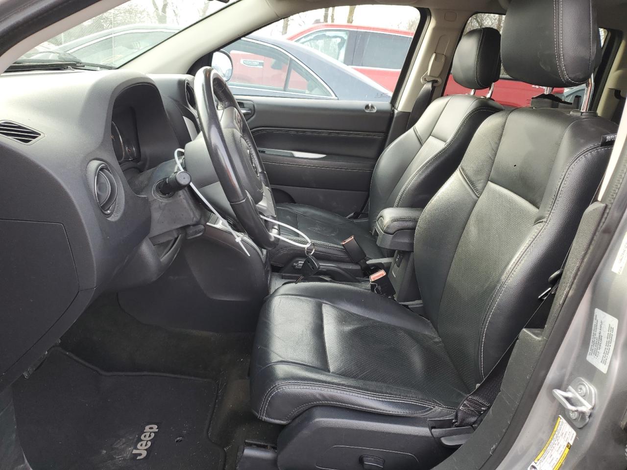 2017 Jeep Compass - Image 7