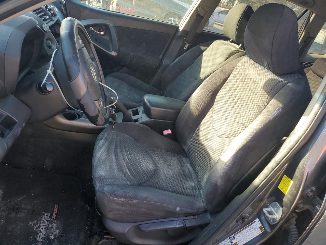 2010 Toyota RAV 4 - Image 7