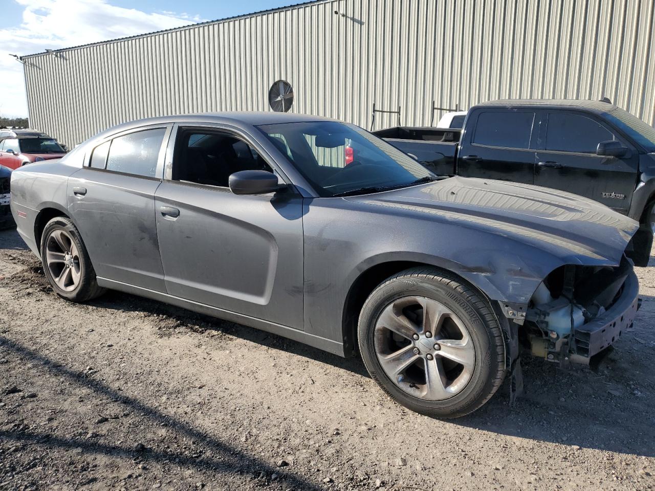 VIN 2C3CDXBG3DH730401 2013 DODGE CHARGER no.4