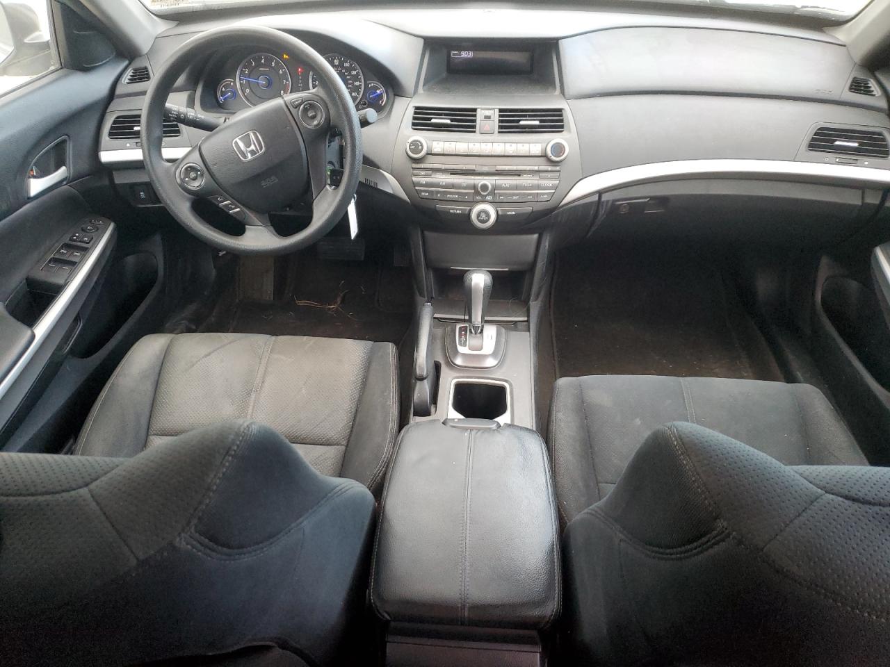 2015 Honda Crosstour - Image 8