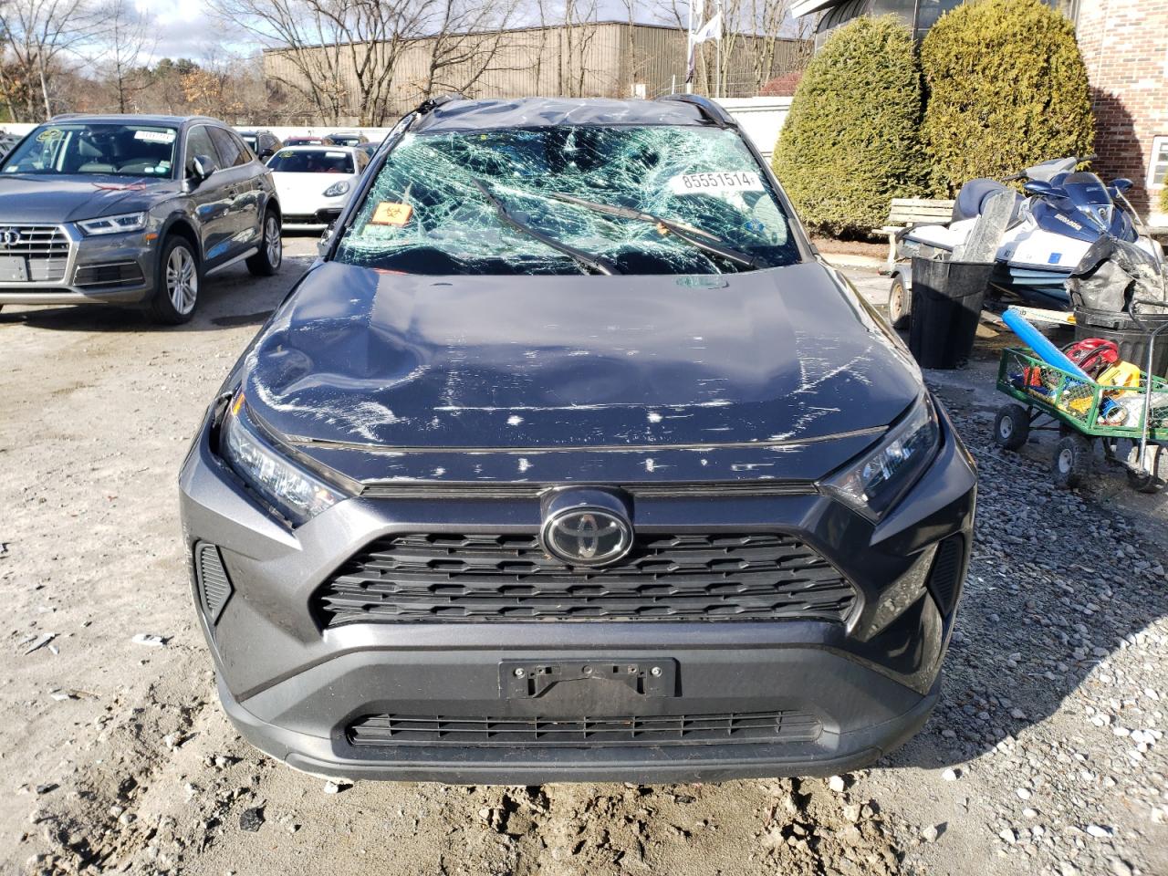 2019 Toyota RAV 4 - Image 5