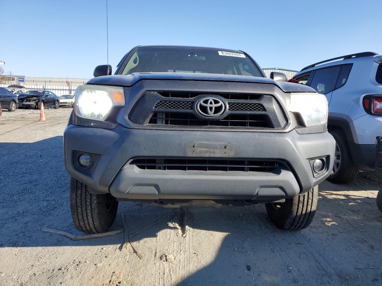 2013 Toyota Tacoma - Image 5