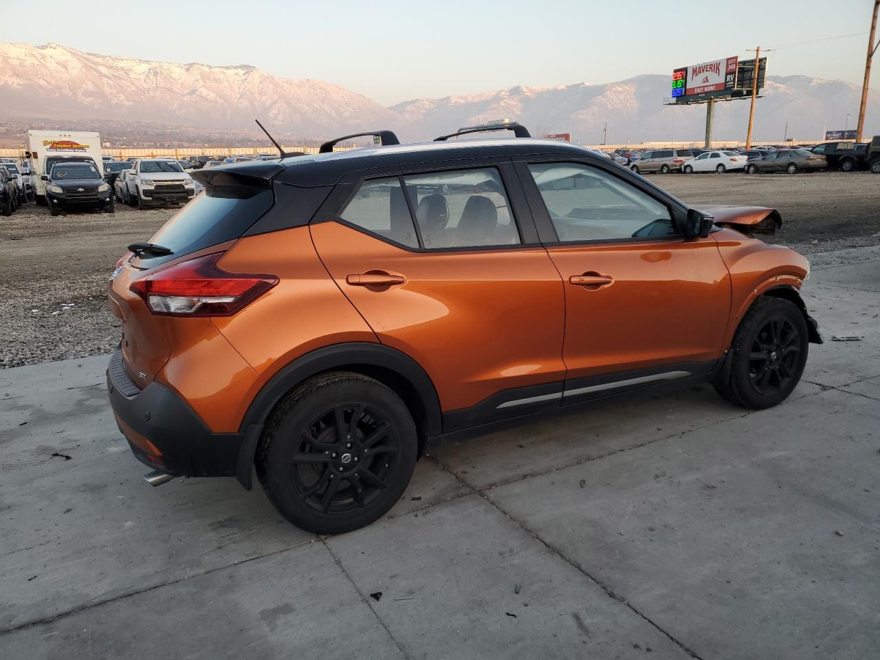 2020 Nissan Kicks - Image 3