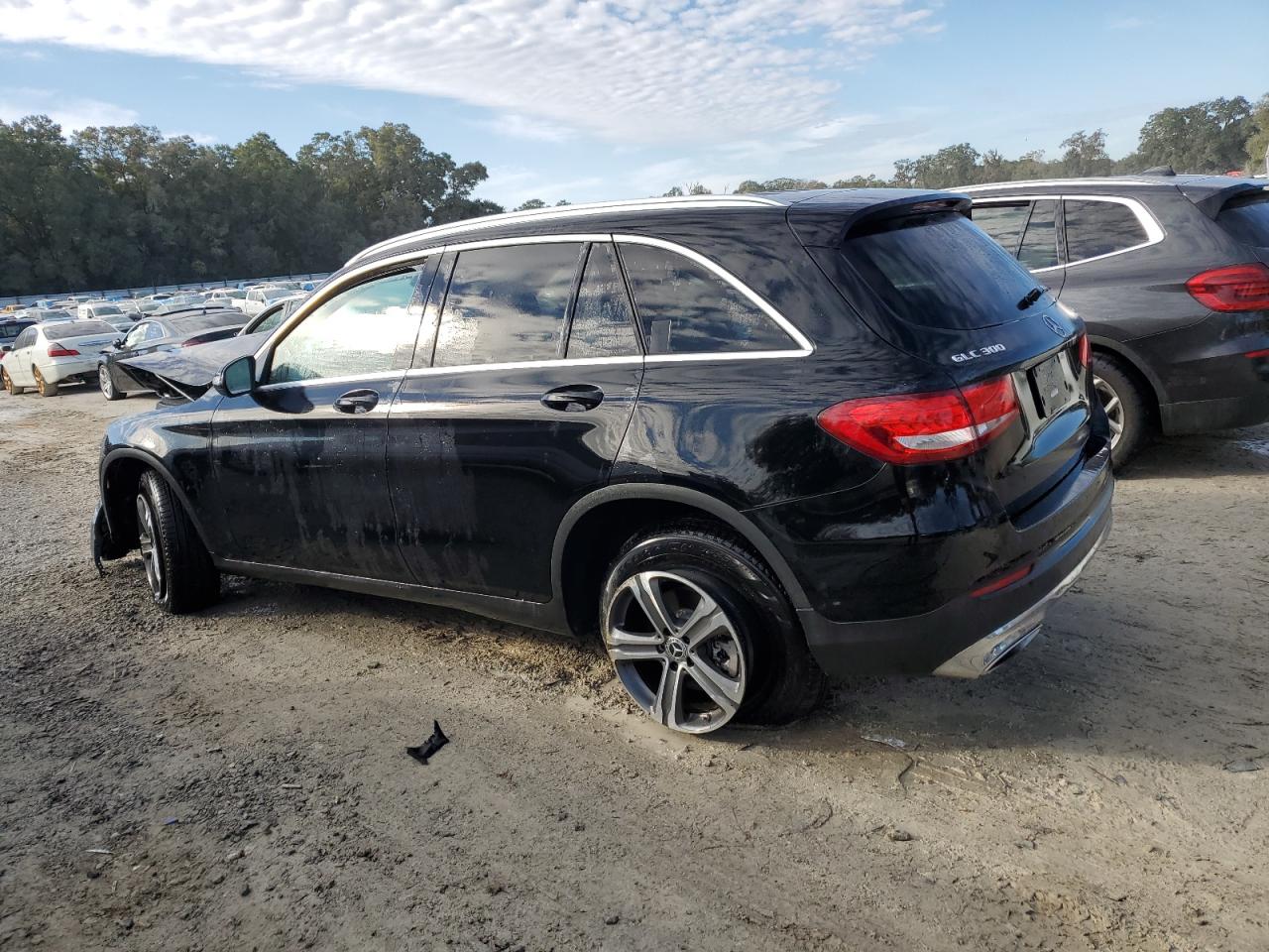 2018 Mercedes-Benz GLC - Image 2