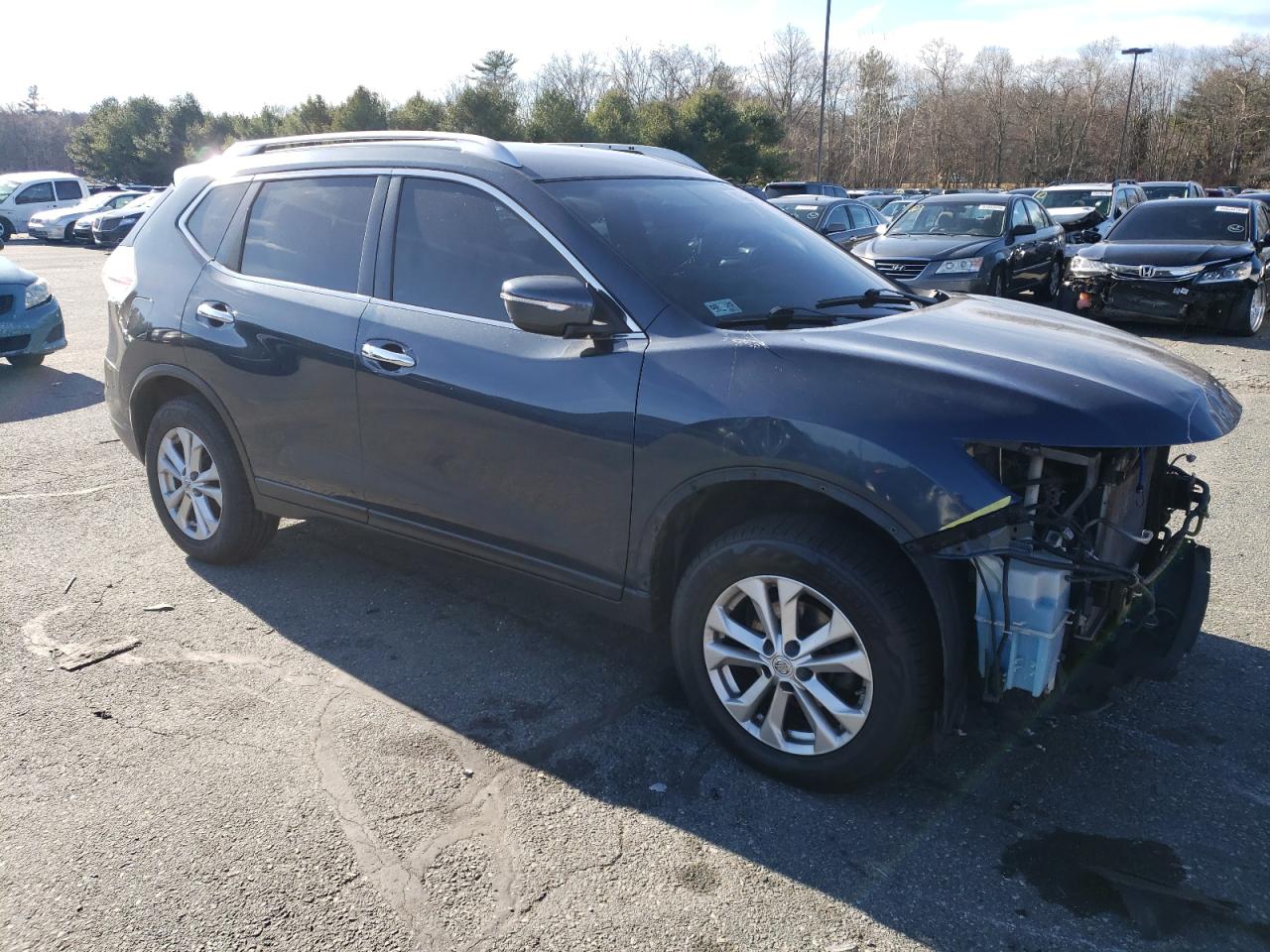 2015 Nissan Rogue - Image 4