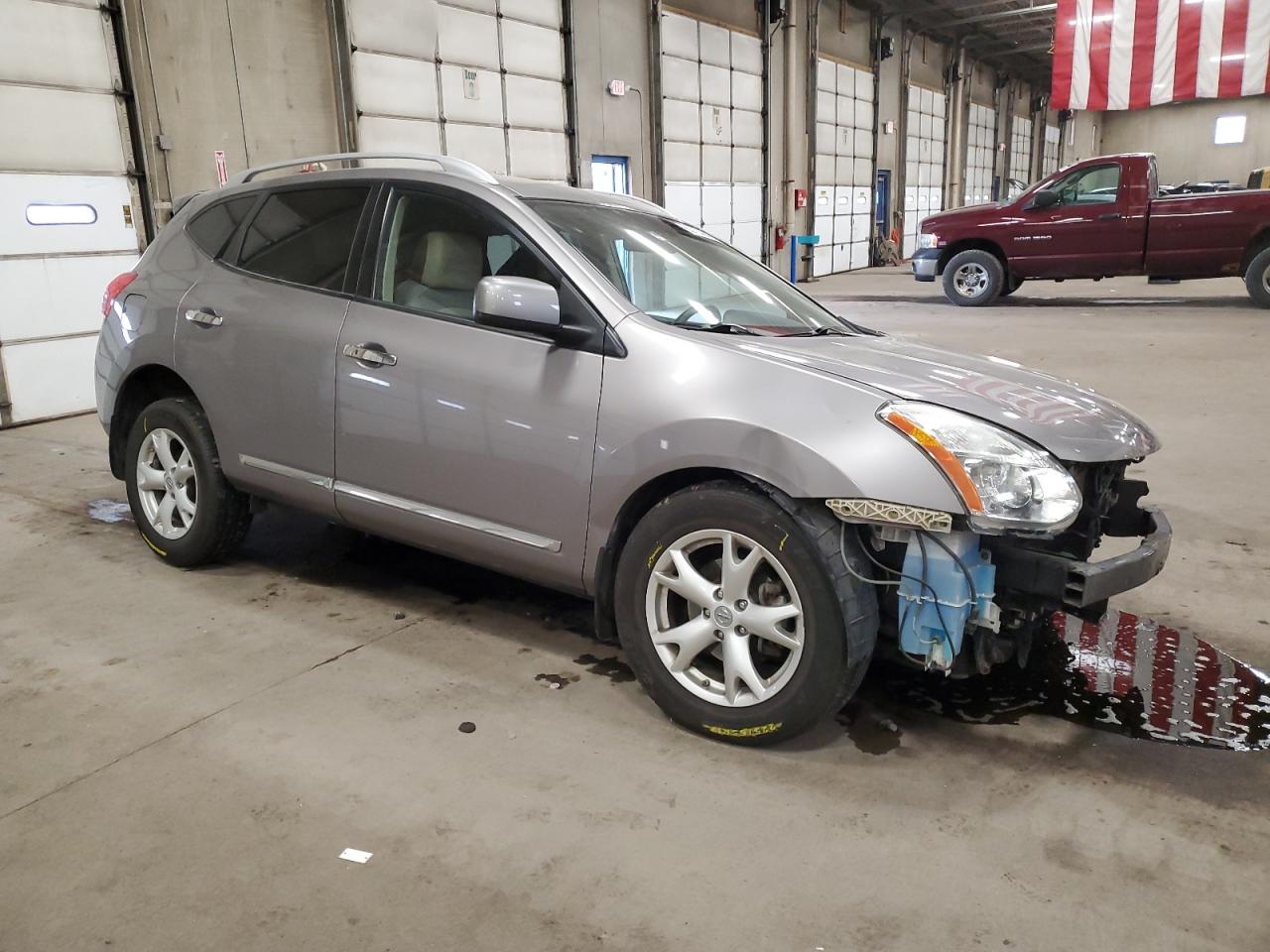 2011 Nissan Rogue - Image 4