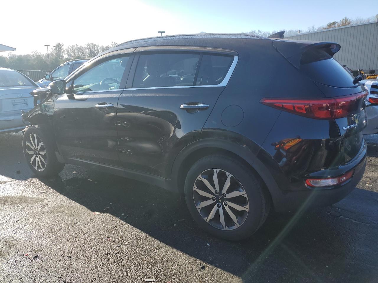 VIN KNDPNCAC3H7104544 2017 KIA SPORTAGE no.2