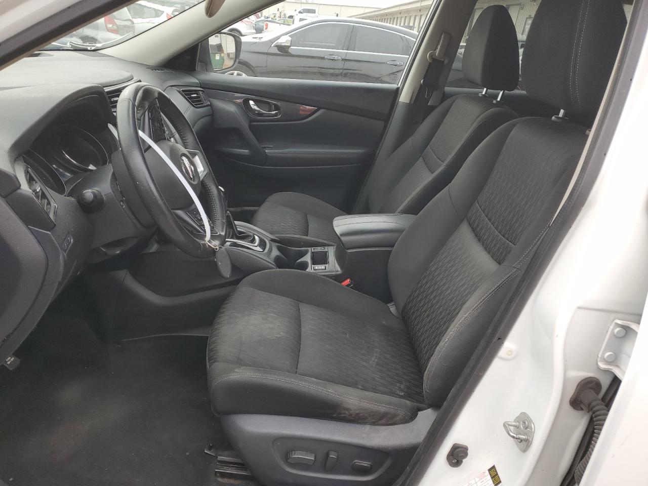 2019 Nissan Rogue - Image 7