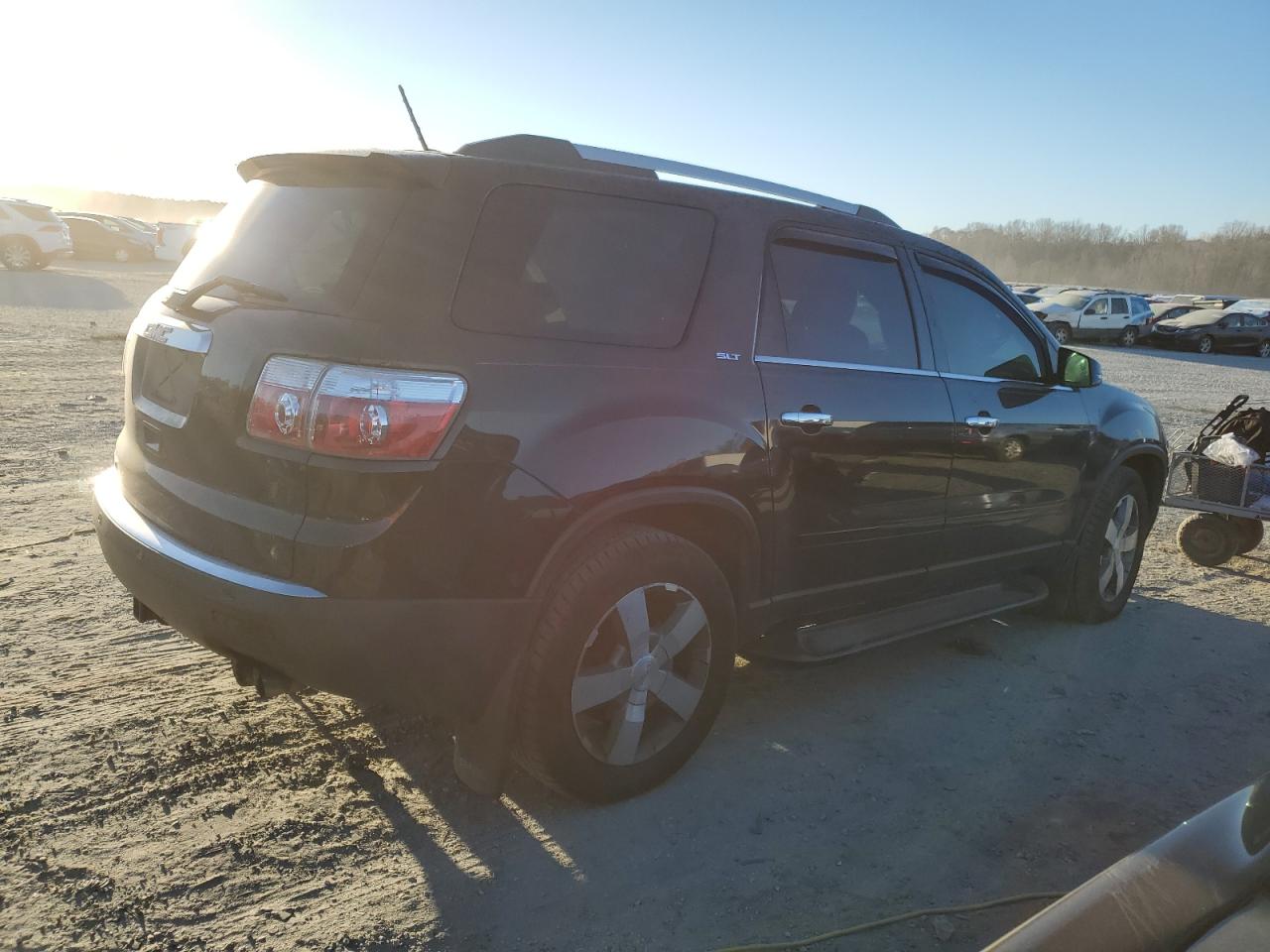 2012 GMC Acadia - Image 3