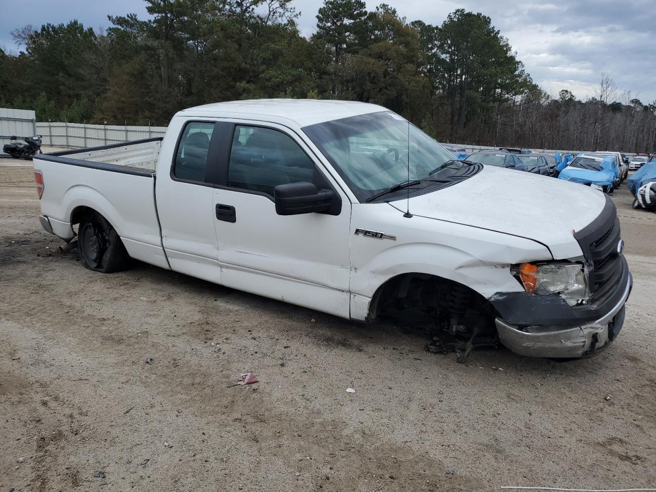 2014 Ford F-150 - Image 4