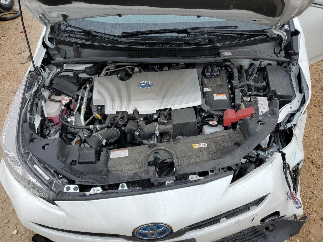 2022 Toyota Prius - Image 11