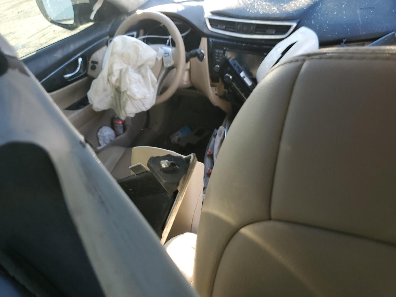 2014 Nissan Rogue - Image 8
