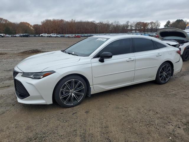 2019 Toyota Avalon Xle