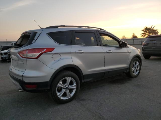  FORD ESCAPE 2015 Srebrny