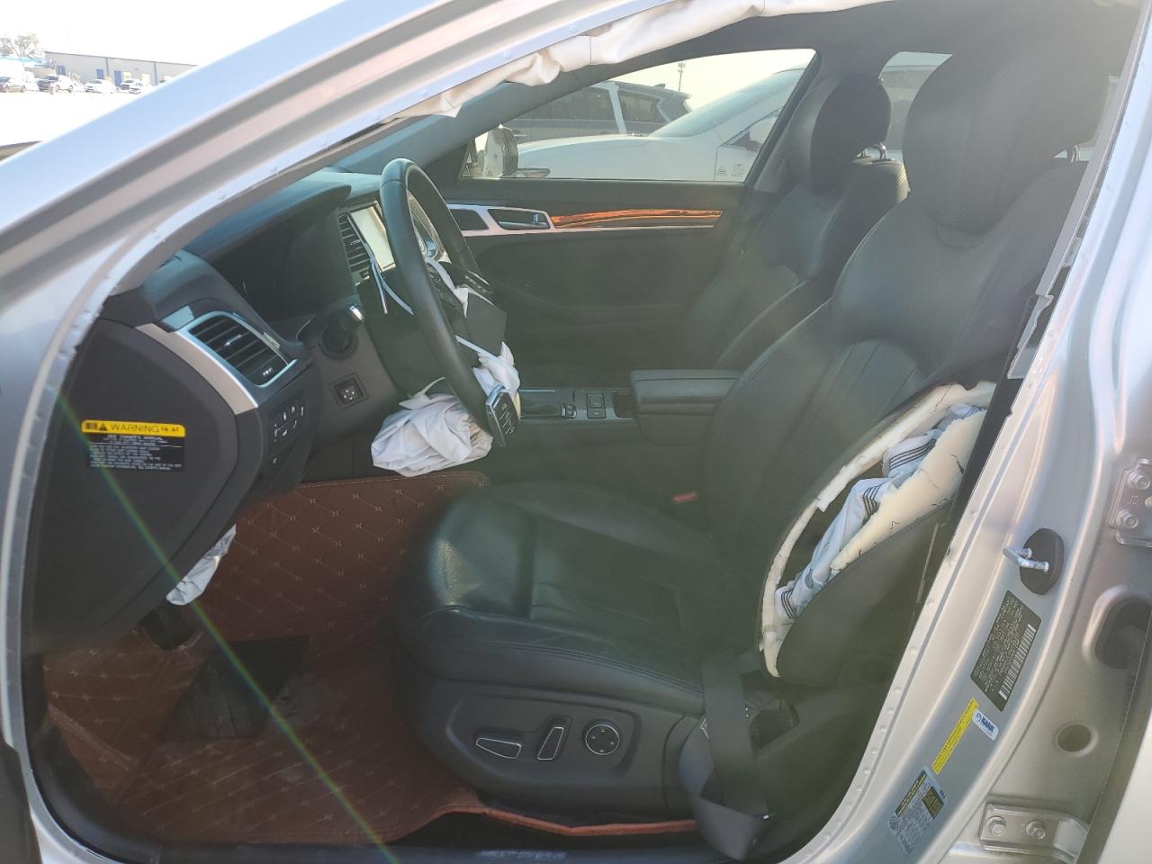 2017 Genesis G80 - Image 7