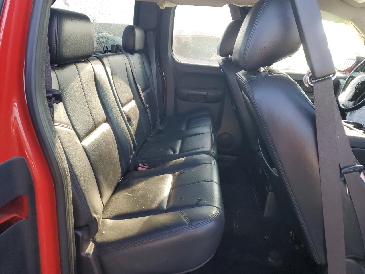 2011 Chevrolet Silverado - Image 10