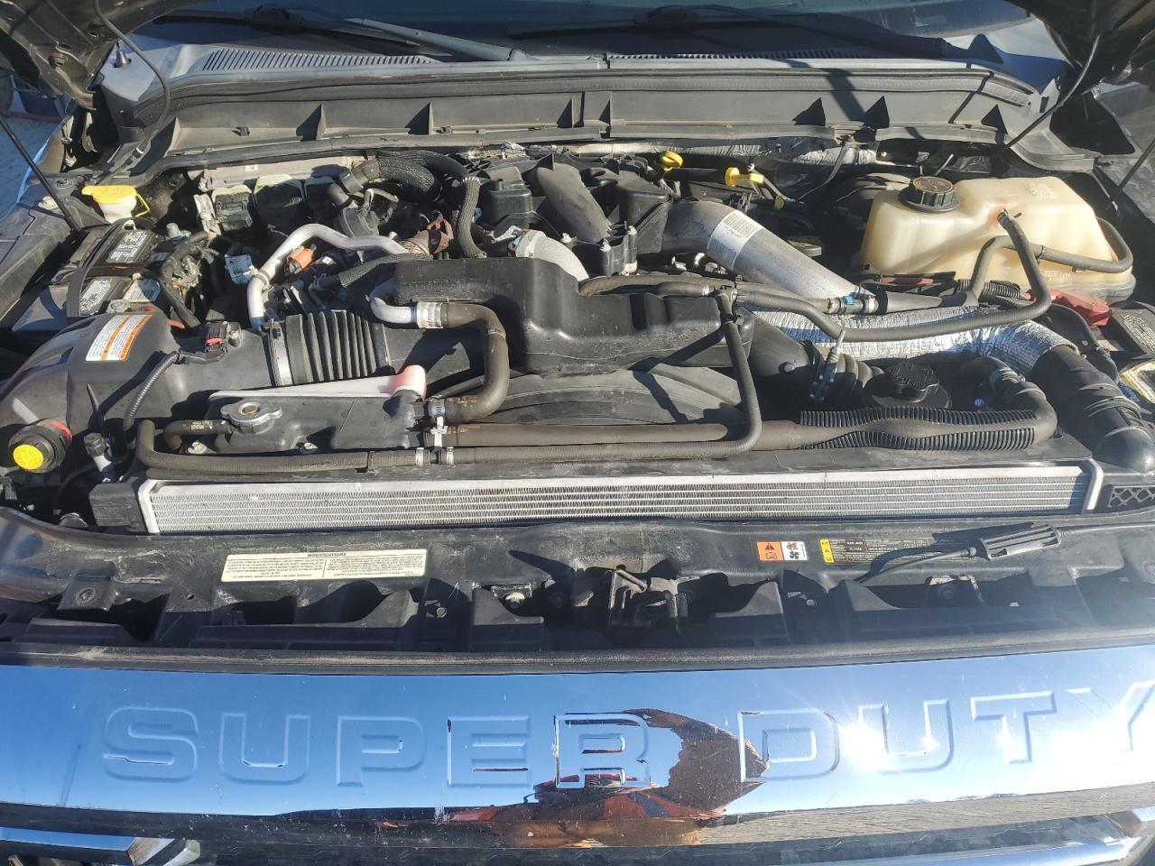 2015 Ford F350 - Image 11