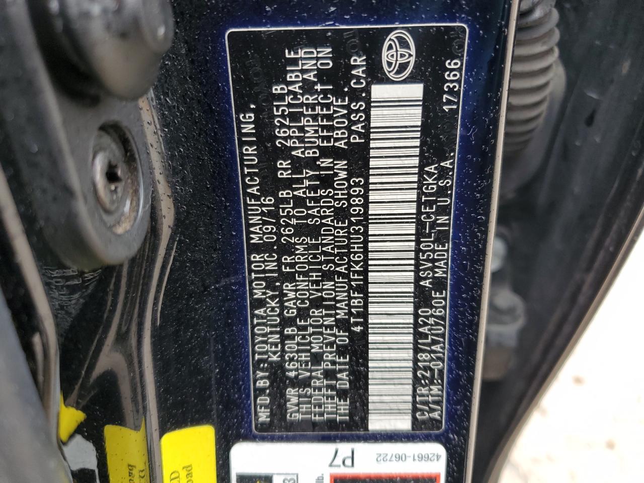 2017 Toyota Camry - Image 12
