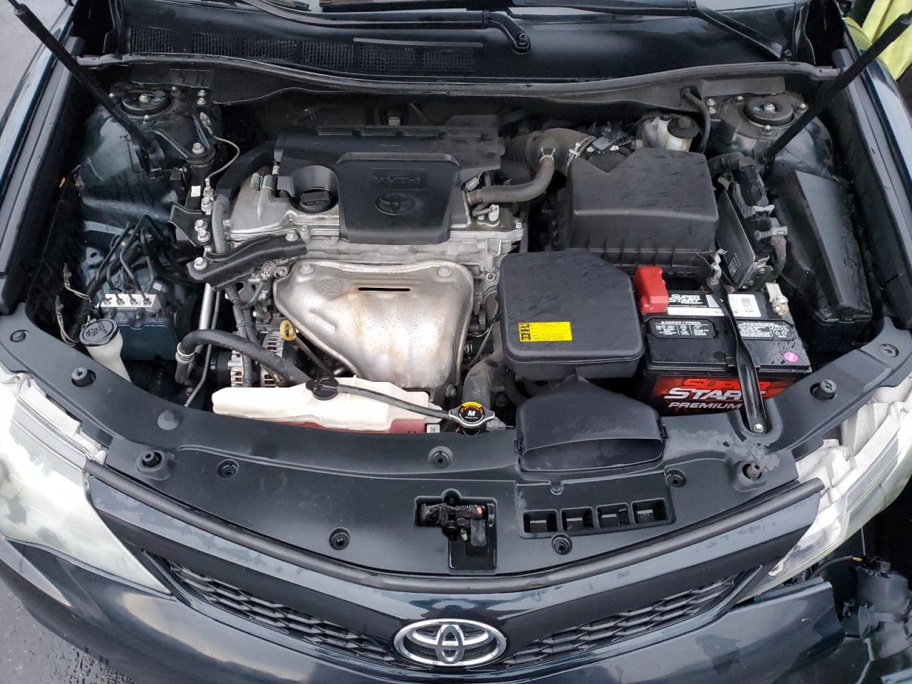 2012 Toyota Camry - Image 11