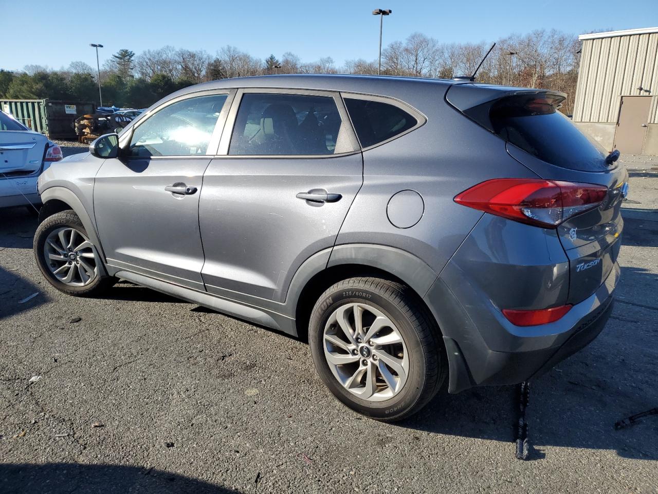 2017 Hyundai Tucson - Image 2