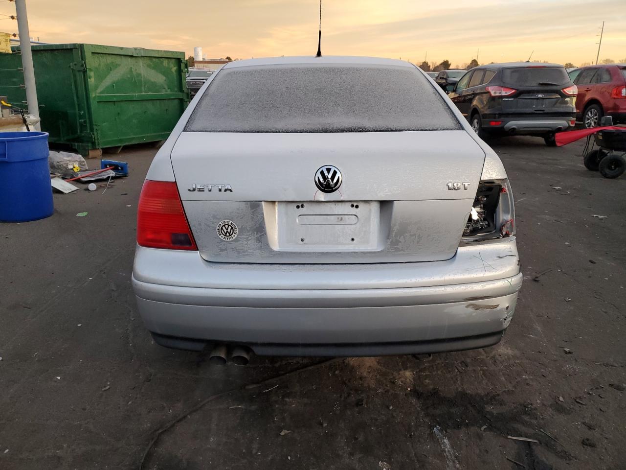 2002 Volkswagen Jetta - Image 6
