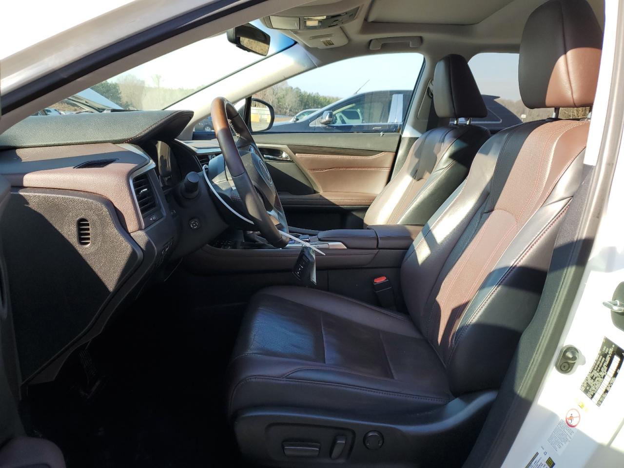 2016 Lexus RX - Image 7