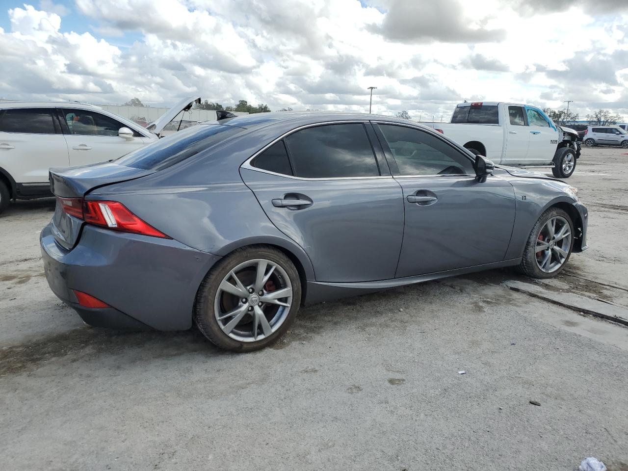 VIN JTHBA1D26G5031174 2016 LEXUS IS no.3