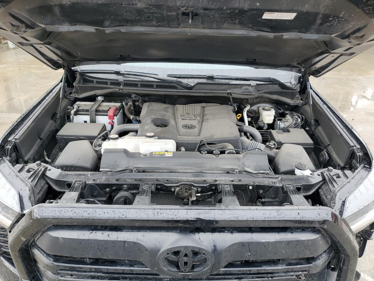 2023 Toyota Tundra - Image 13