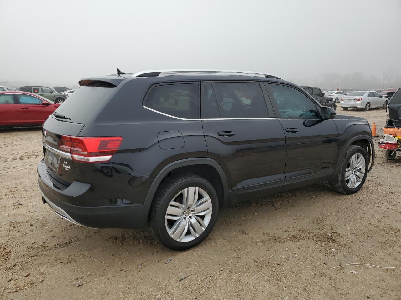 2019 Volkswagen Atlas - Image 3