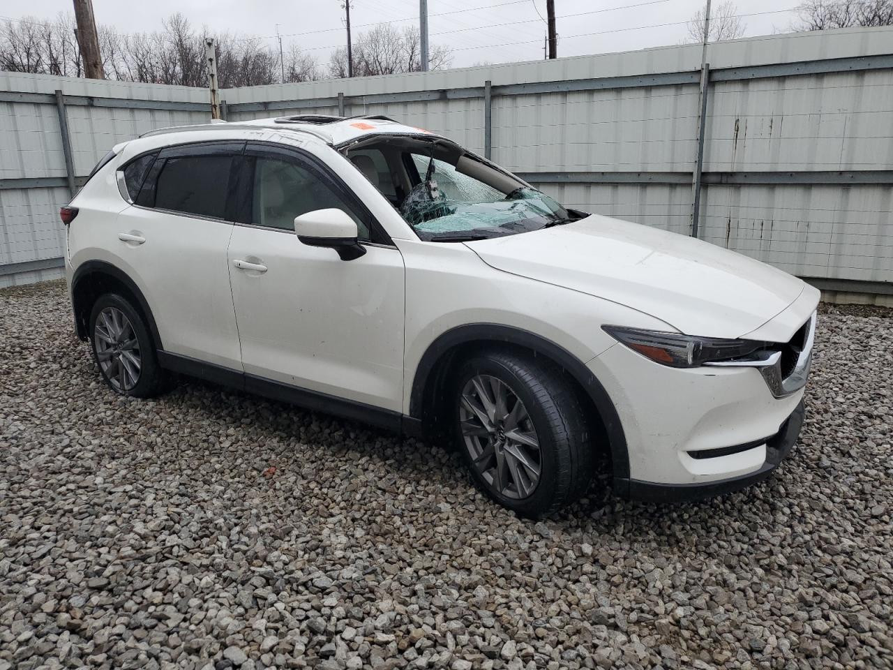 2021 Mazda CX-5 - Image 4