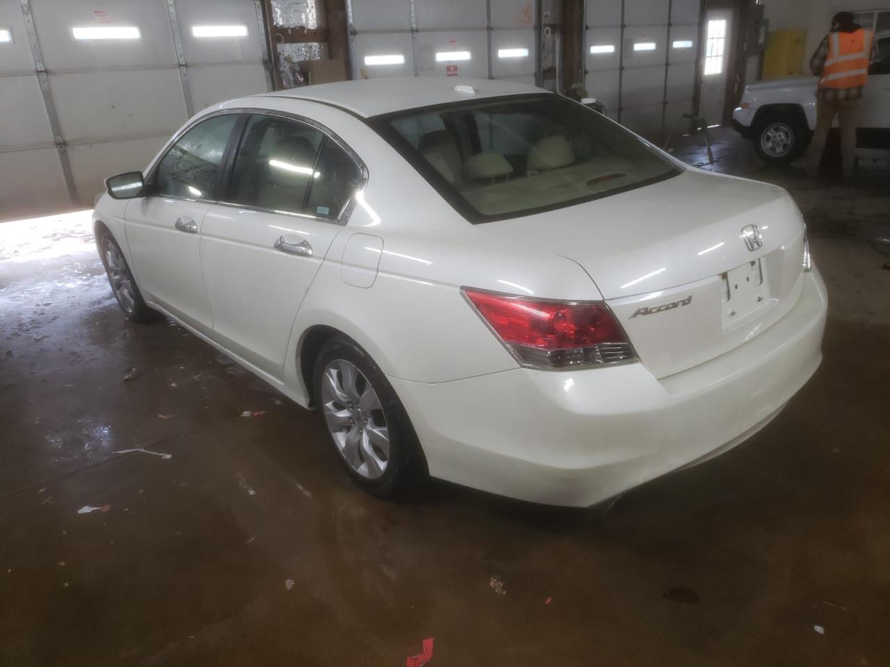 2008 Honda Accord - Image 2
