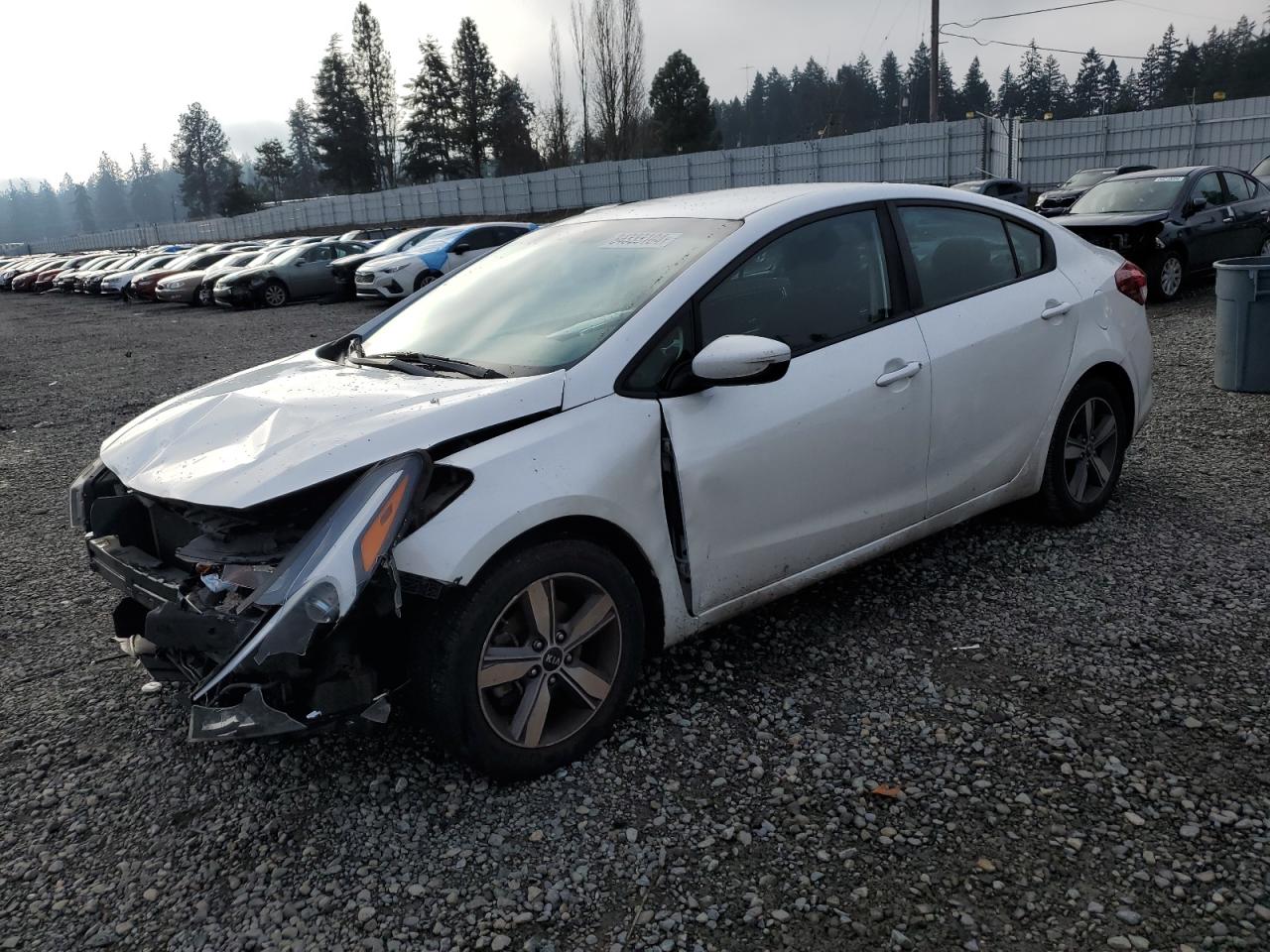 VIN 3KPFL4A71JE253048 2018 KIA FORTE no.1