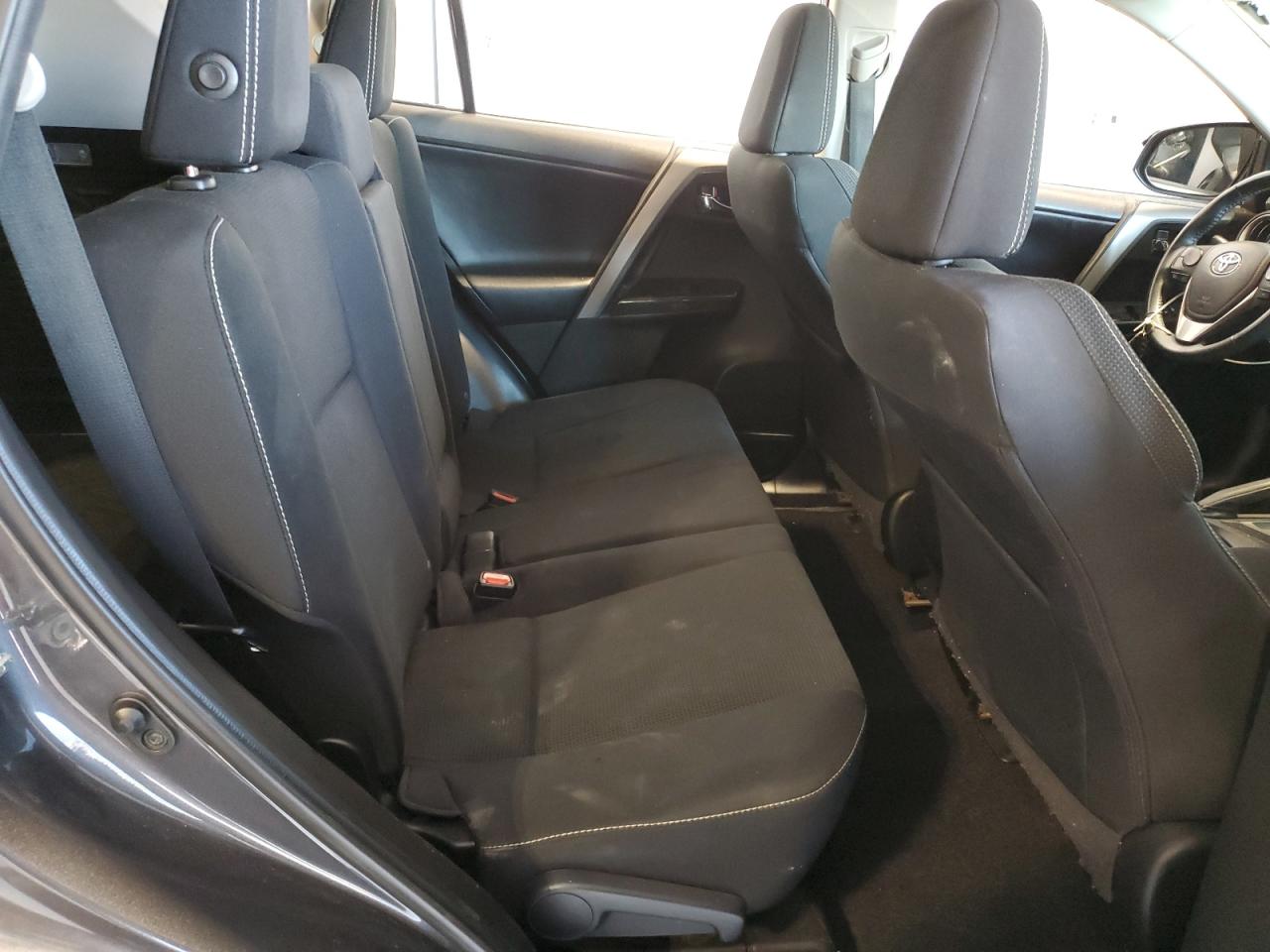 2018 Toyota RAV 4 - Image 11