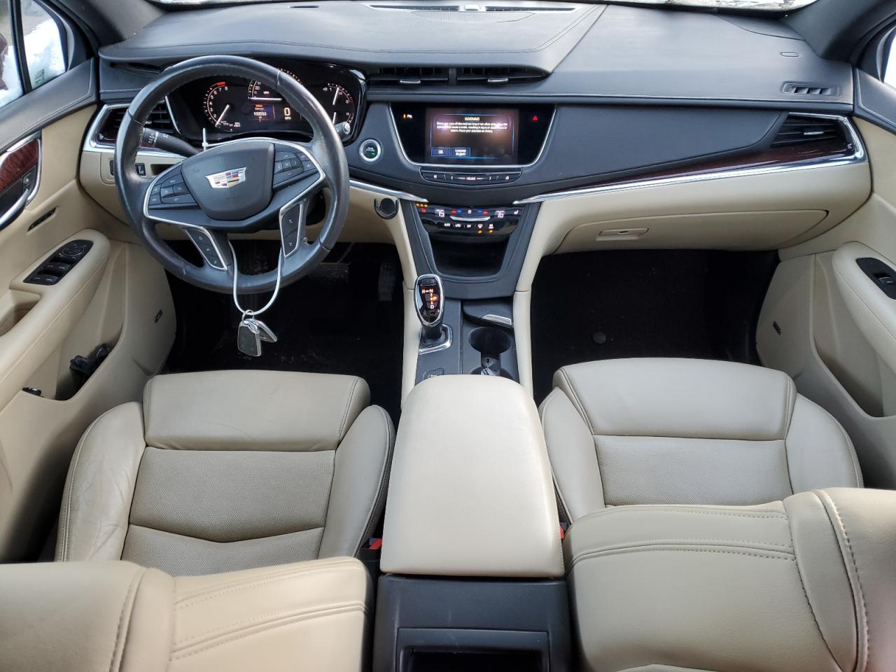2017 Cadillac XT5 - Image 8