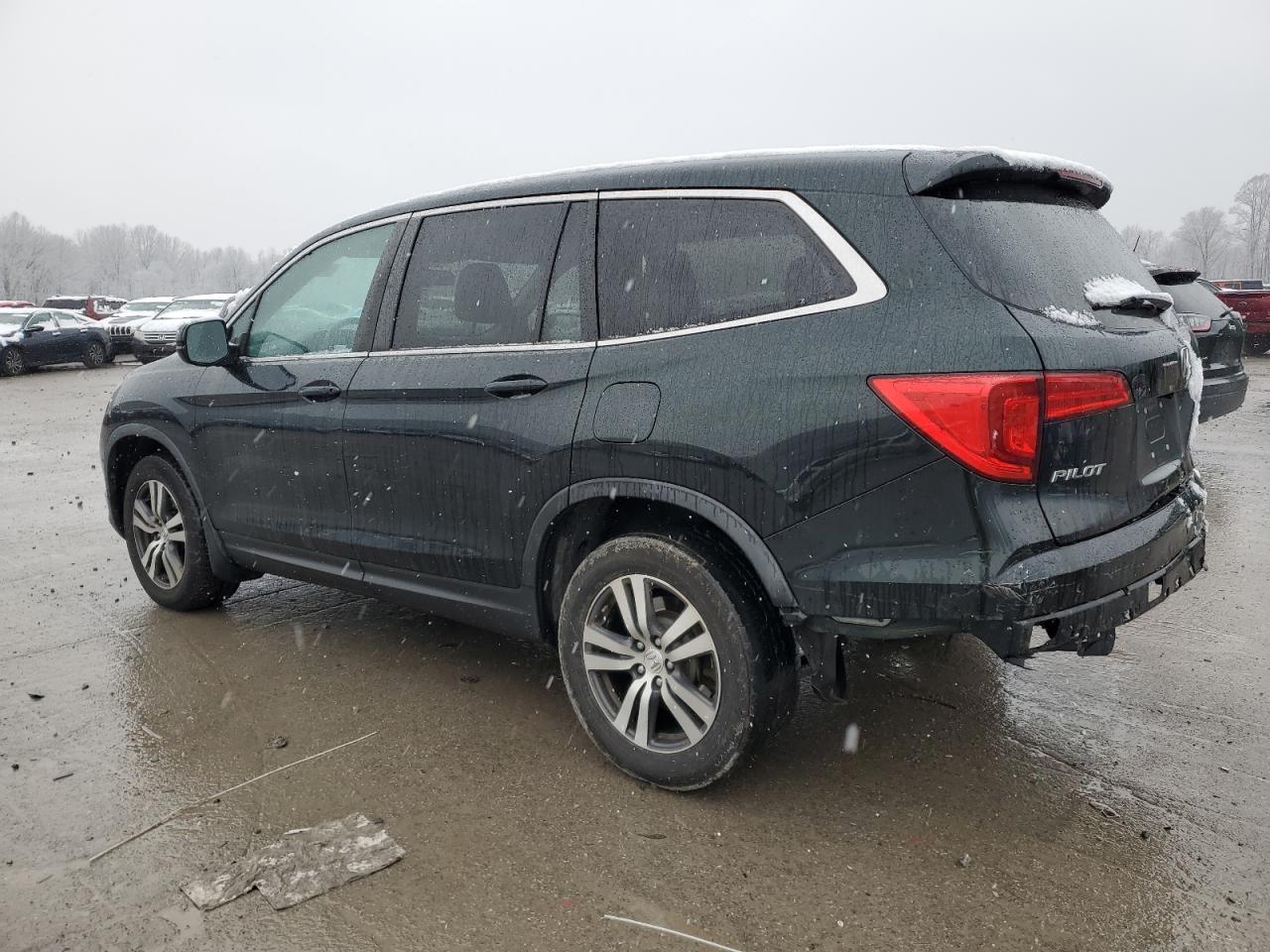 2018 Honda Pilot - Image 2