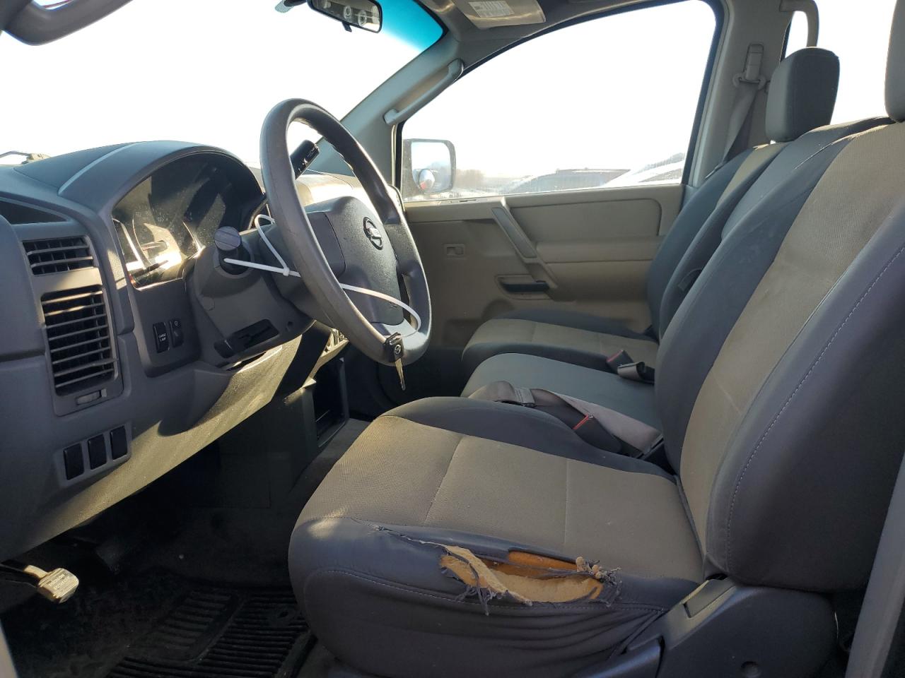 2004 Nissan Titan Xe VIN: 1N6AA07A84N585710 Lot: 80639184